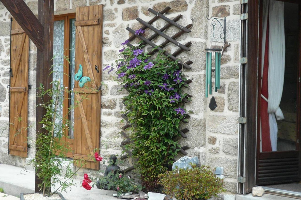 Le Petit Papillon Bed & Breakfast Eymoutiers  Exterior photo